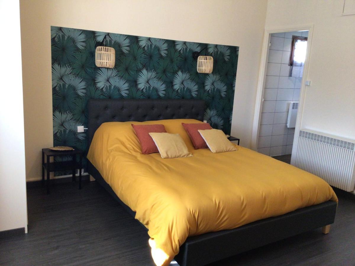 Bed and Breakfast Domaine De Labelo Commensacq Exterior foto